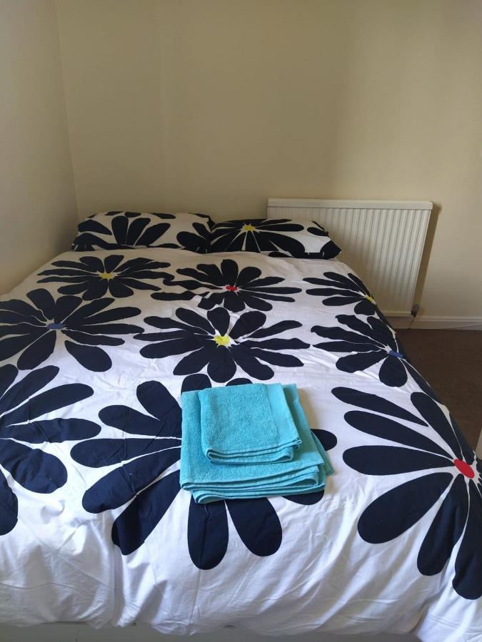Self Catering 2 Bedroom Flat Appartement *